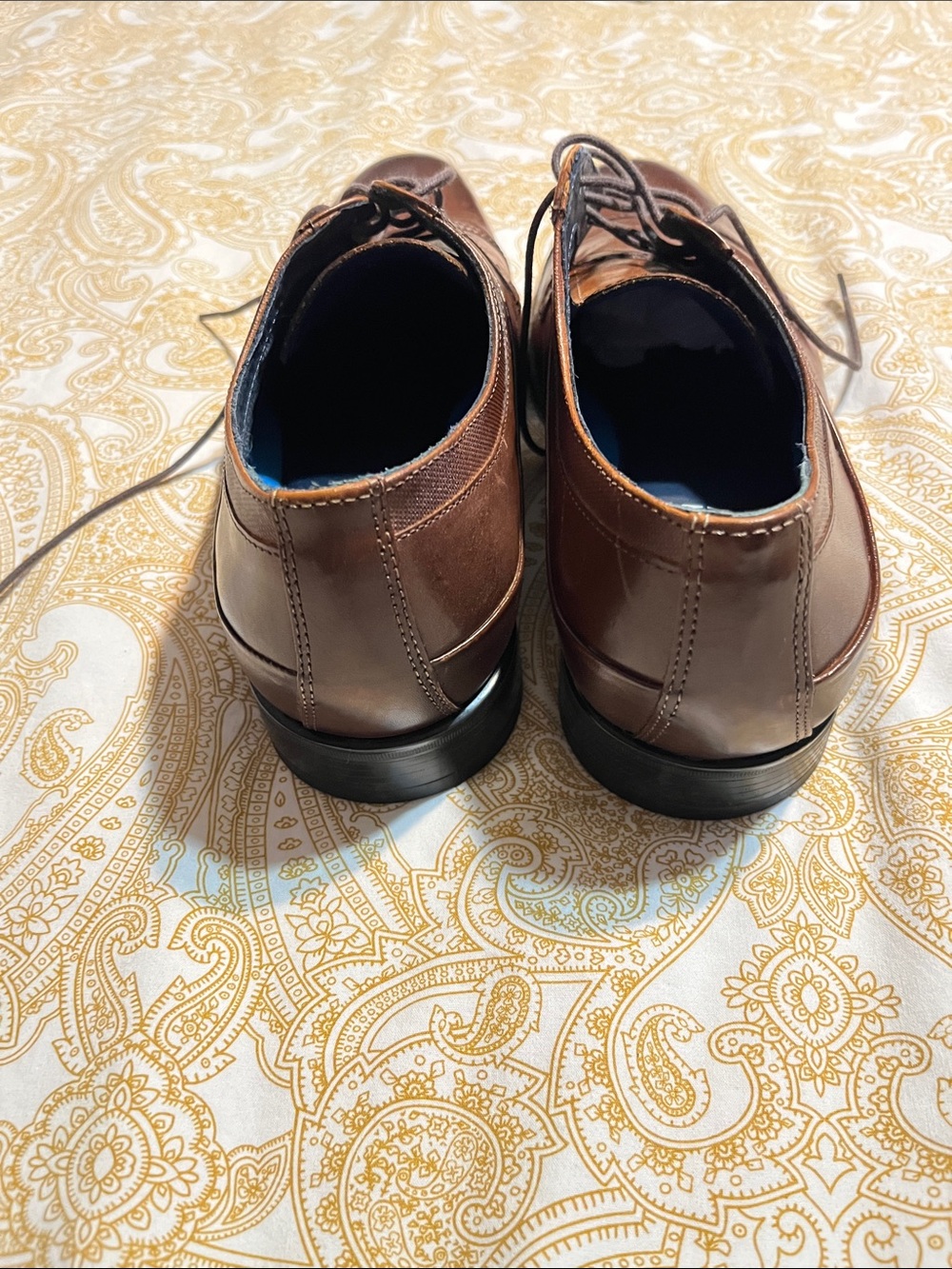 Johnston & Murphy Brown Leather Derby Shoes - Picture 6 of 8